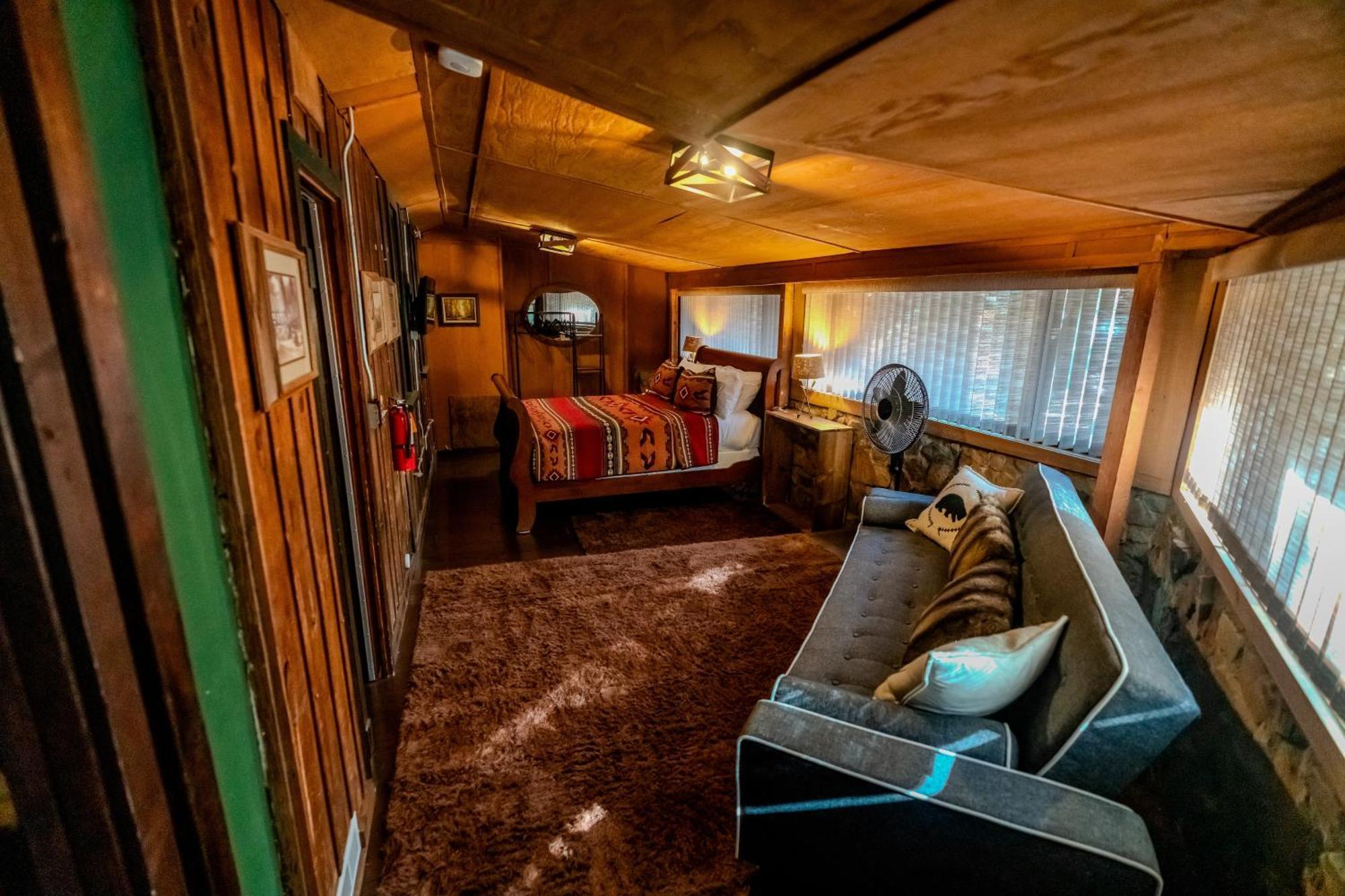 Hobbit House In Big Bear Villa บิ๊กแบร์เลค ภายนอก รูปภาพ