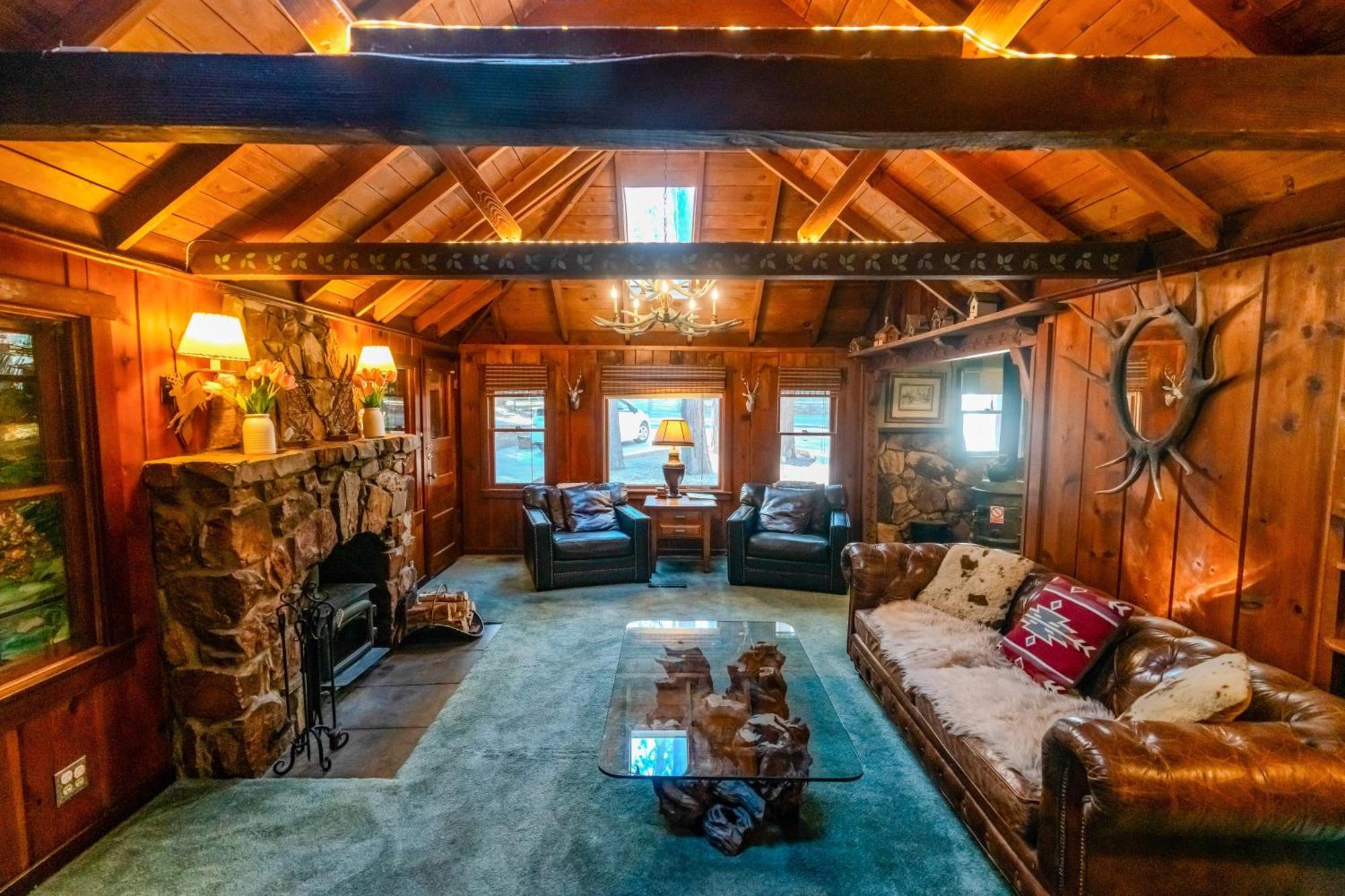 Hobbit House In Big Bear Villa บิ๊กแบร์เลค ภายนอก รูปภาพ